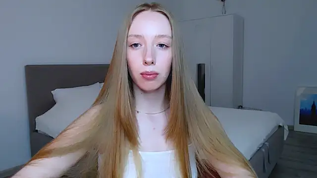 Luna insniity online show from March 2025 09:59:01 PM