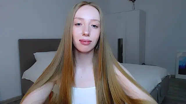 Luna insniity online show from March 2025 10:31:02 PM