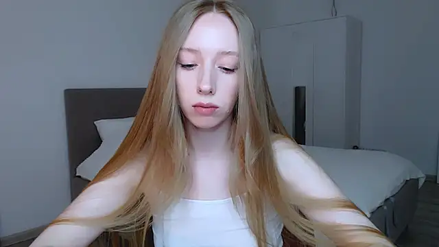 Luna insniity online show from March 2025 08:31:01 PM