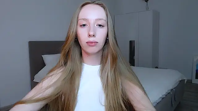 Luna insniity online show from March 2025 01:59:01 AM