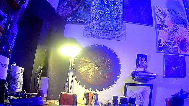 Snapshot of druetrue chatting on December 2025 09:20:01 PM druetrue online show from December 2025 09:20:01 PM