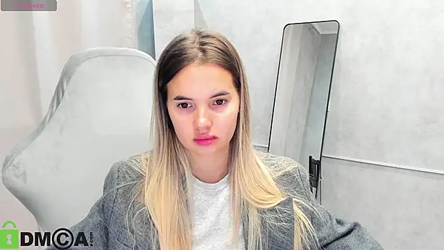 Donna Evans online show from September 2025 12:00:02 AM