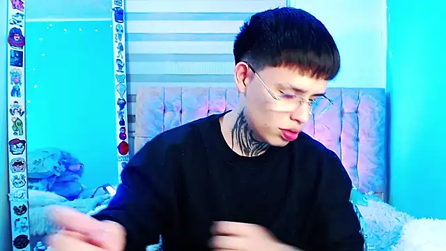  justinmoon2 online show from May 2026 05:03:02 AM
