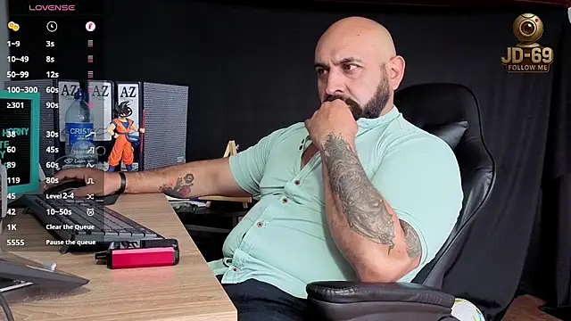 Snapshot of JD-69 chatting on November 2025 07:24:01 PM JD-69 online show from November 2025 07:24:01 PM