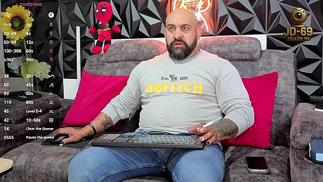 Snapshot of JD-69 chatting on November 2025 05:37:02 PM JD-69 online show from November 2025 05:37:02 PM