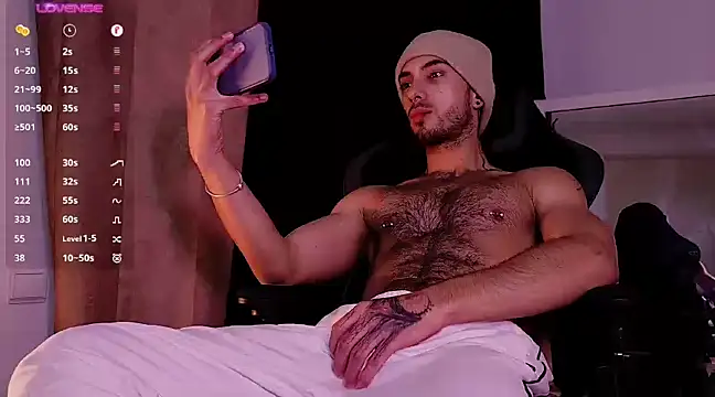 mrj99219 online show from December 2024 03:46:01 PM