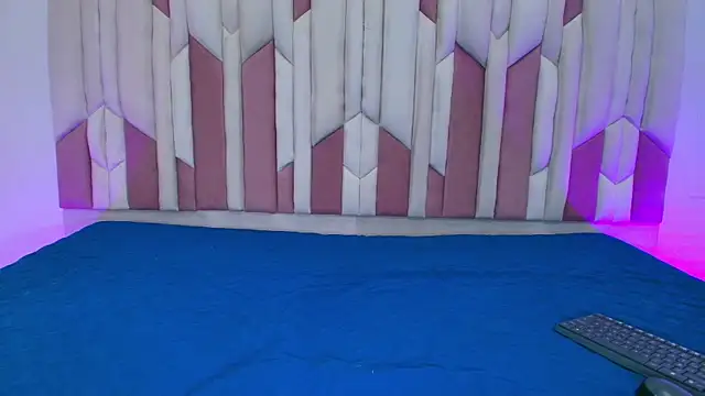 lucyy gray online show from October 2025 03:05:01 AM