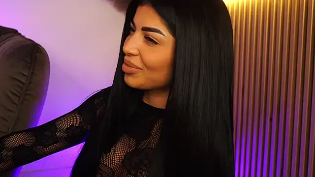 KimyBroox online show from April 2026 08:50:01 PM