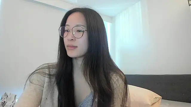 Snapshot of secretgirlfriendxo chatting on June 2026 10:34:02 PM secretgirlfriendxo online show from June 2026 10:34:02 PM