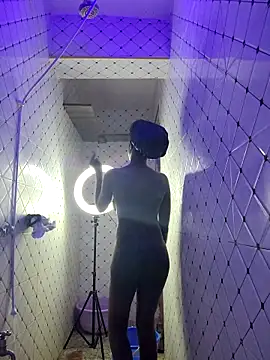 Enkarxx online show from February 2025 07:27:02 PM