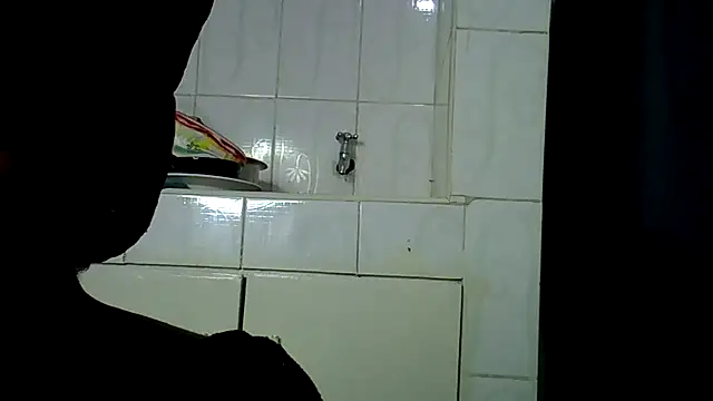 Snapshot of Enkarxx chatting on March 2026 05:52:01 PM Enkarxx online show from March 2026 05:52:01 PM