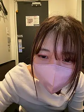 SUZU  online show from May 2026 01:22:02 AM