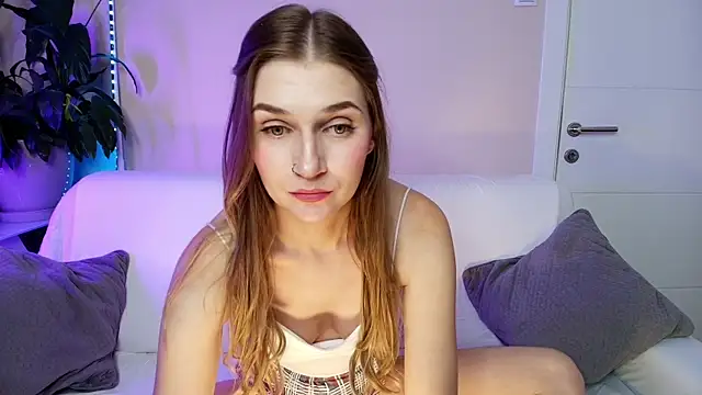 Miss Christine Cardo online show from July 2026 09:46:02 PM