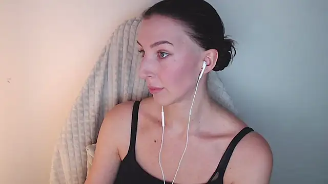 Snapshot of -Allure- chatting on February 2026 08:51:02 PM -Allure- online show from February 2026 08:51:02 PM