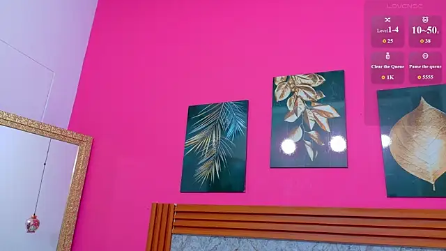 littlee emilyy  online show from May 2026 12:54:01 PM