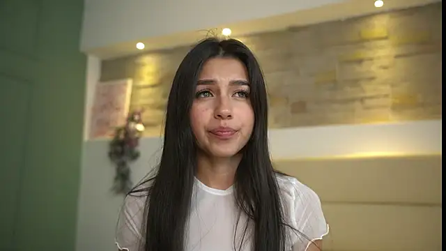 Ashley Jones9 online show from February 2025 03:42:01 PM