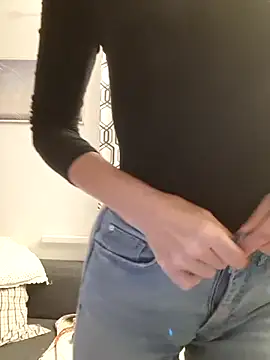 Silvia Zeno online show from November 2025 06:45:01 AM