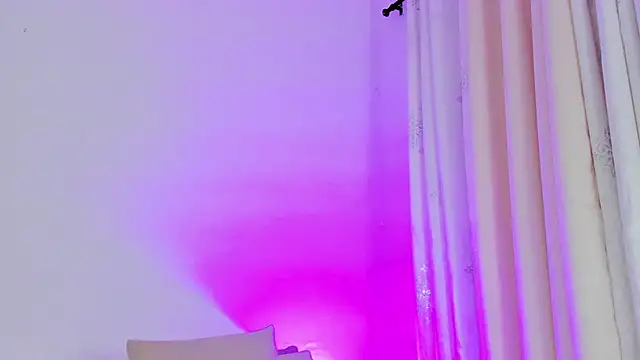 Abby  colins online show from December 2024 02:10:02 PM