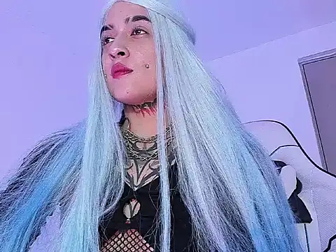 sarah benjjaminn online show from May 2026 07:30:02 PM