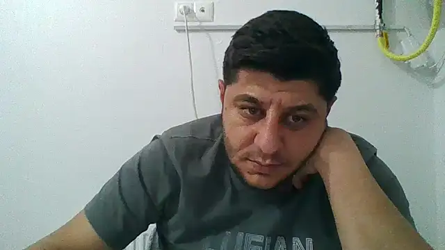 Snapshot of erkekkkadam chatting on March 2025 01:10:02 AM erkekkkadam online show from March 2025 01:10:02 AM