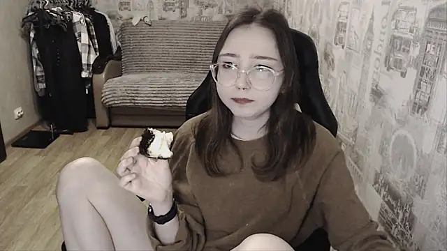 AmeliaKamishiro online show from January 2025 05:15:01 PM