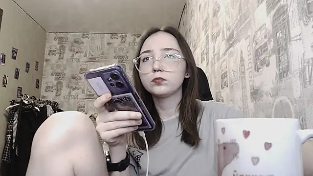 AmeliaKamishiro online show from February 2025 06:06:01 PM