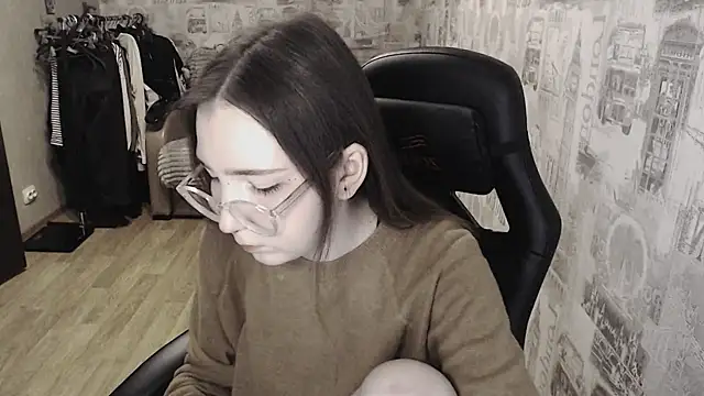 AmeliaKamishiro online show from February 2025 09:05:02 PM