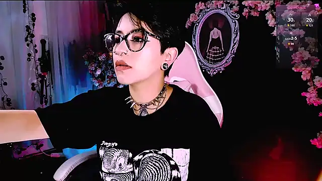 Snapshot of kitty_roxy chatting on February 2026 05:12:02 AM kitty roxy online show from February 2026 05:12:02 AM