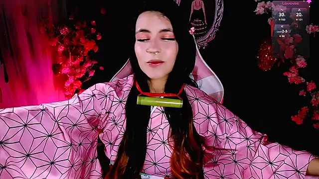 Snapshot of kitty_roxy chatting on February 2026 08:16:02 AM kitty roxy online show from February 2026 08:16:02 AM