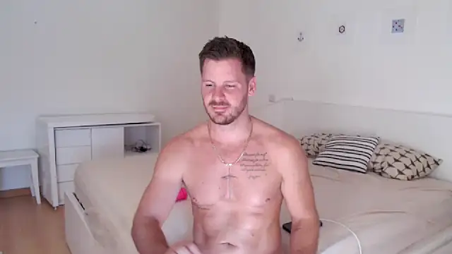 SexyandMarried1 online show from February 2025 12:21:01 PM