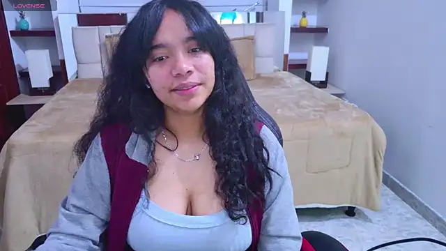 laureentt  online show from September 2025 03:11:01 AM