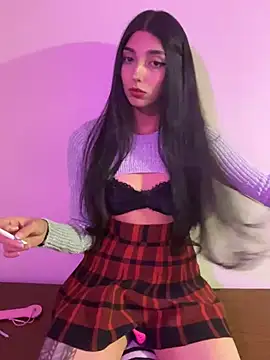 Snapshot of Felicia_smok3 chatting on January 2025 01:43:02 AM Felicia smok3 online show from January 2025 01:43:02 AM