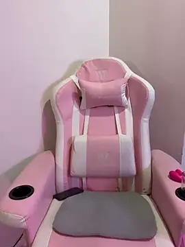 Snapshot of Felicia_smok3 chatting on March 2026 12:49:01 AM Felicia smok3 online show from March 2026 12:49:01 AM