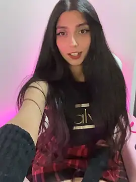 Snapshot of Felicia_smok3 chatting on April 2026 04:28:01 AM Felicia smok3 online show from April 2026 04:28:01 AM