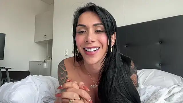 Snapshot of HOT_LADY_777 chatting on November 2025 02:17:01 PM HOT LADY 777 online show from November 2025 02:17:01 PM