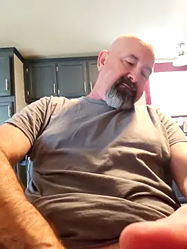 Snapshot of scottym chatting on December 2025 06:04:01 PM scottym online show from December 2025 06:04:01 PM