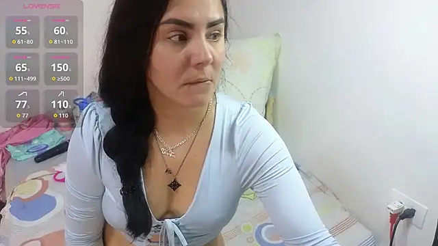 Snapshot of lovely_trix chatting on November 2025 03:01:02 PM lovely trix online show from November 2025 03:01:02 PM