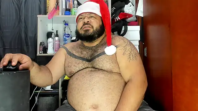 Snapshot of Latino_bigcock chatting on December 2024 03:36:02 AM Latino bigcock online show from December 2024 03:36:02 AM