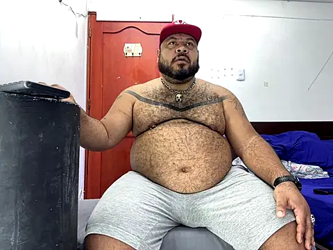Snapshot of Latino_bigcock chatting on September 2025 11:48:01 PM Latino bigcock online show from September 2025 11:48:01 PM