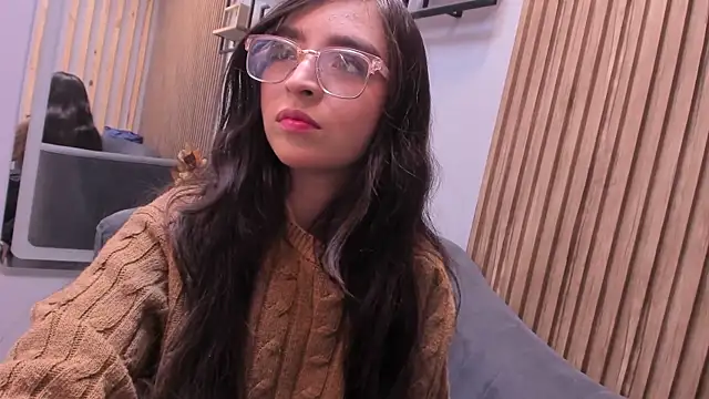 Snapshot of Eva_Macalliter chatting on September 2025 01:05:02 PM Eva Macalliter online show from September 2025 01:05:02 PM