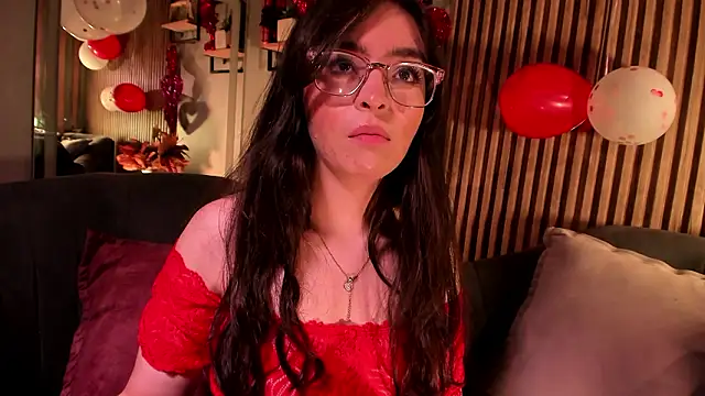 Snapshot of Eva_Macalliter chatting on February 2026 04:42:02 AM Eva Macalliter online show from February 2026 04:42:02 AM