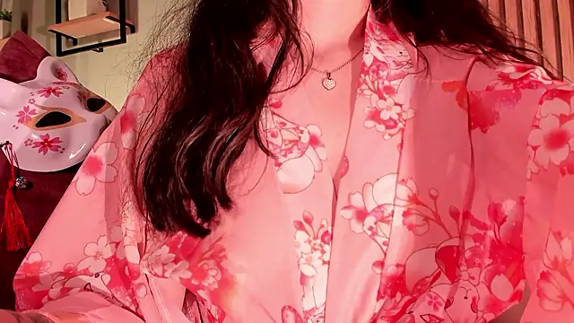 Snapshot of Eva_Macalliter chatting on February 2026 04:13:01 AM Eva Macalliter online show from February 2026 04:13:01 AM