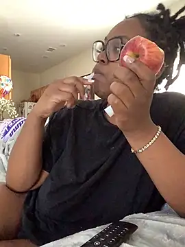 SweetHoneyBunz online show from November 2025 07:38:01 PM