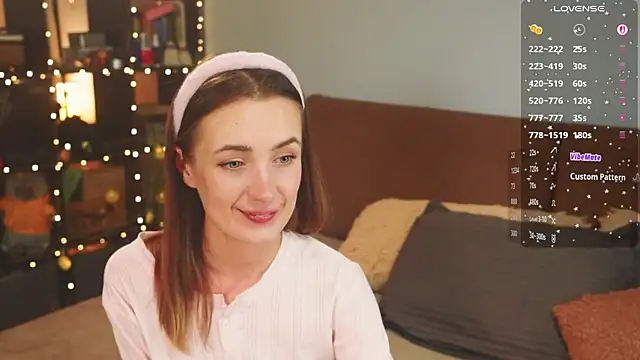 Snapshot of bananya_kitty chatting on April 2026 08:33:02 AM bananya kitty online show from April 2026 08:33:02 AM