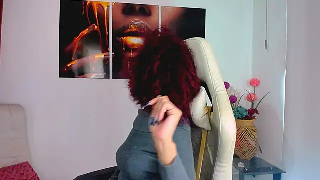 ScarlettMalbec online show from October 2025 09:45:01 PM