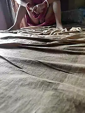 COUPLLE VILLAGE online show from September 2025 09:55:01 AM