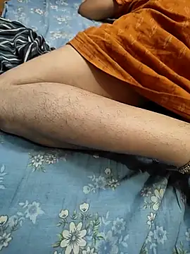 COUPLLE VILLAGE online show from June 2026 01:52:01 AM