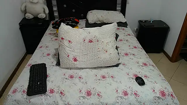 JahsHot online show from May 2026 08:06:02 PM