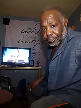 Snapshot of macnificent1fr chatting on February 2025 03:43:02 AM macnificent1fr online show from February 2025 03:43:02 AM