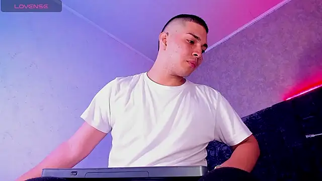 JUANDIAMONDS98 online show from February 2025 01:05:02 PM